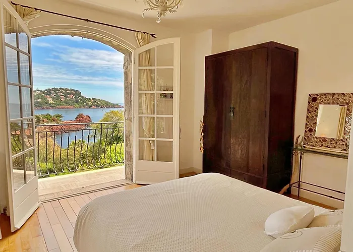 Sasso Forte, Swimming Pool, Jacuzzi And Private Cove Saint-Raphaël