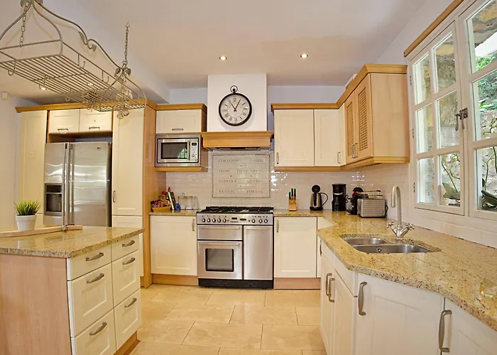 Sasso Forte, Swimming Pool, Jacuzzi And Private Cove * Saint-Raphaël