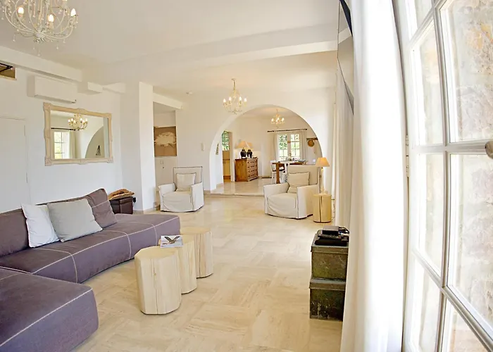 Villa Sasso Forte, Swimming Pool, Jacuzzi And Private Cove Saint-Raphael (Var)